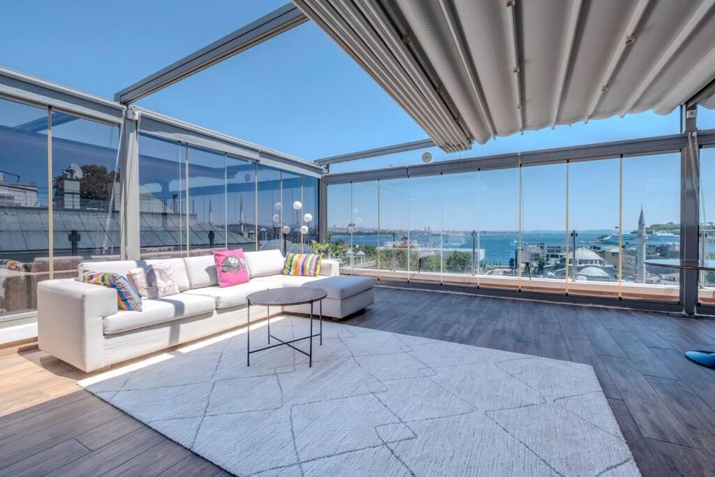 Wonder Terrace with 360 Bosphorus View