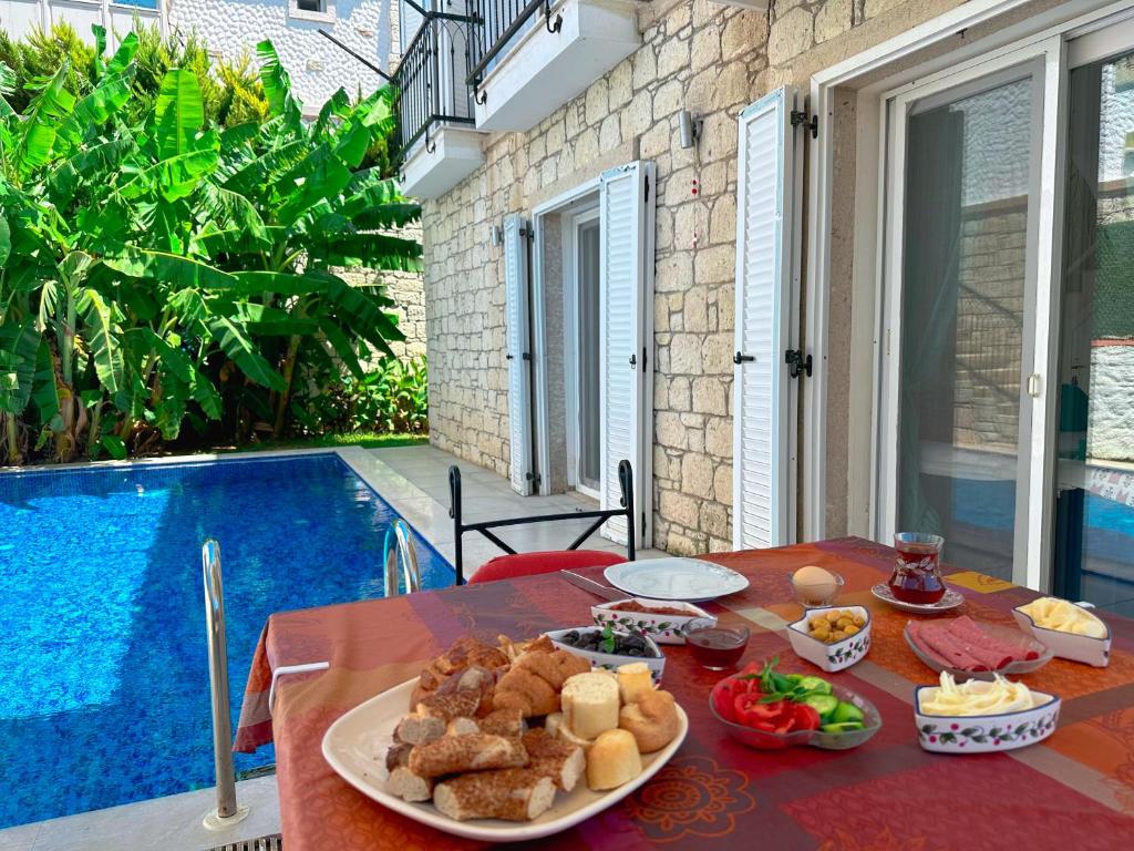 Yalcin Hotel