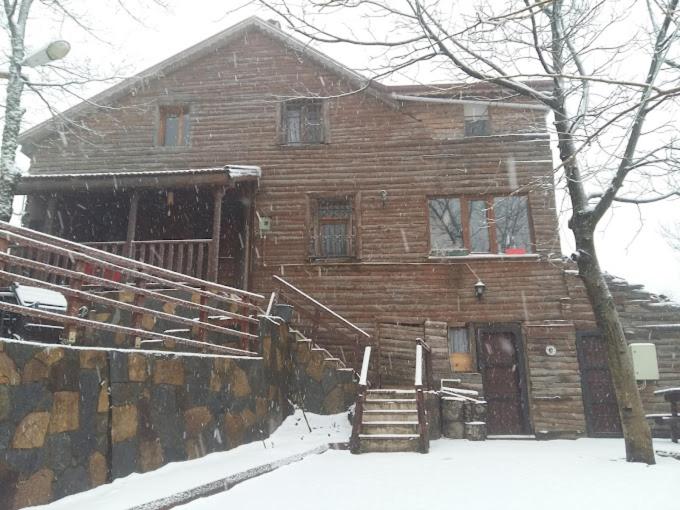 Zirve Dağ Evi
